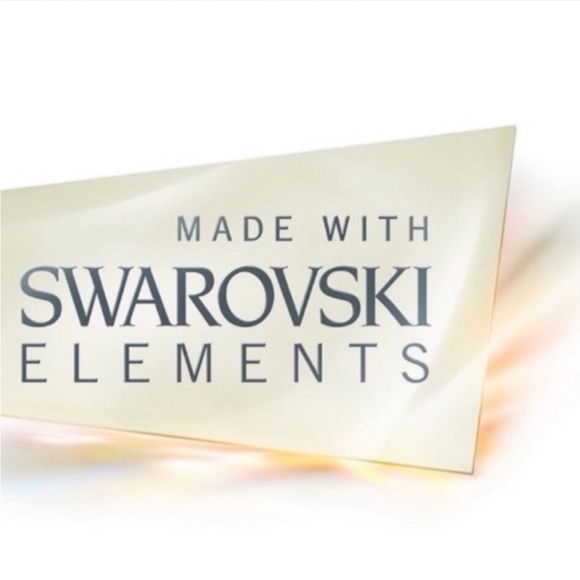 Swarovski Elements Crystal Square Earrings - Picture 7 of 7